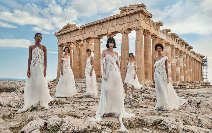 Προφίλ & Συνεντεύξεις: Οι Φωνές της Σύγχρονης Ελληνικής Κουλτούρας